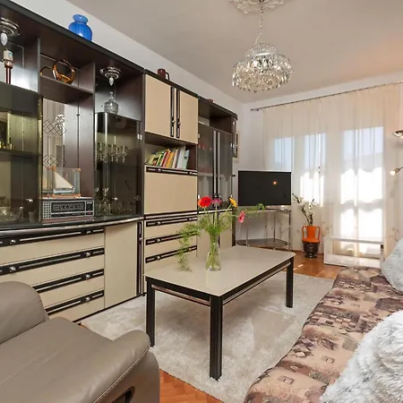 Apartment Oliva