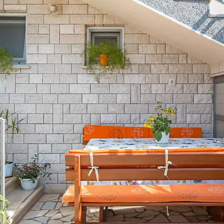 Appartement Oliva *